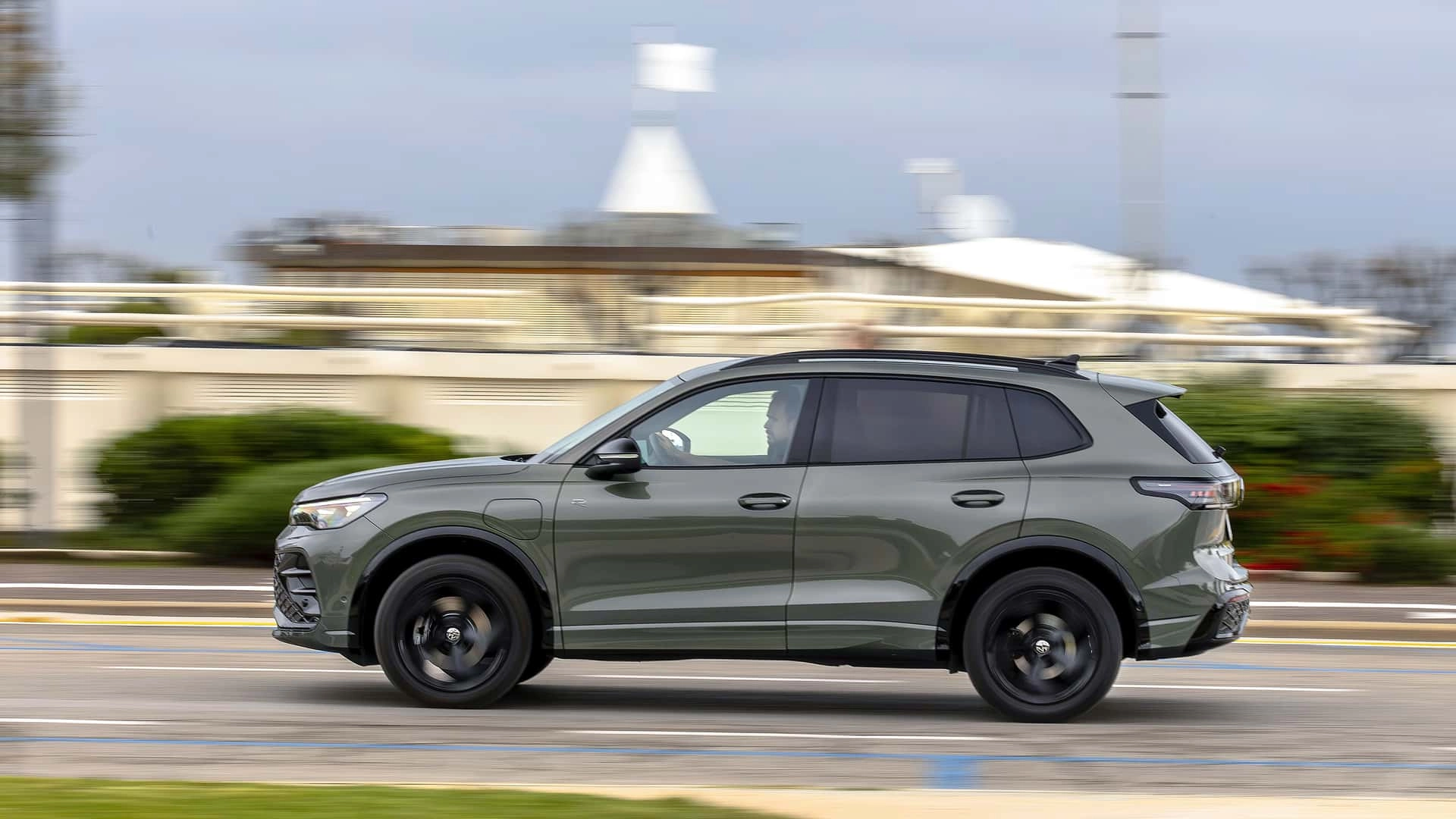 Le strade da record con volkswagen tiguan e golf ehybrid (2)